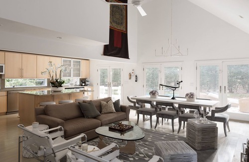 East Hampton House | Your Private Hamptons Getaway with year round outdoor hot tub and sauna!
