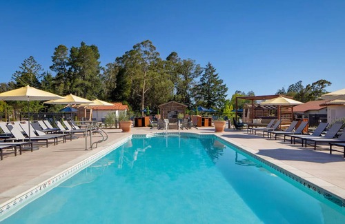 Live Oak Hotel | Your Private Nature Getaway: 2 Suites w/Resort View | Family Ready Stay