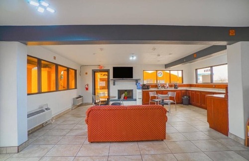 Kingsville Hotel | Your Stay Near LE Ramey Golf In A Pet Allowed Room With Free Parking
