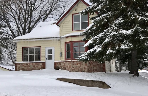 Bergland House | Your UP Retreat