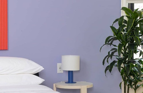 Queen Village Apartment | Yowie - Suite 203 Iconic Corner King