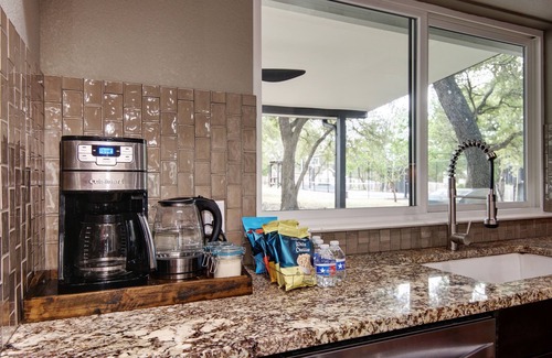 Northview Hills House | Yucca Oasis