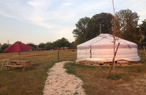 Saint-Leger-sur-Dheune House | Yurt-Vanity unit-Yourte Mongole