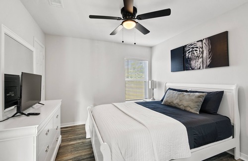 Zachary House | Zachary, LA - close to Golf course, parks and schools. minutes from Baton Rouge