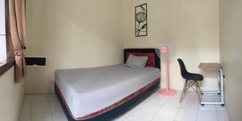 Pogung Lor House | Zahra Guesthouse Shar'i