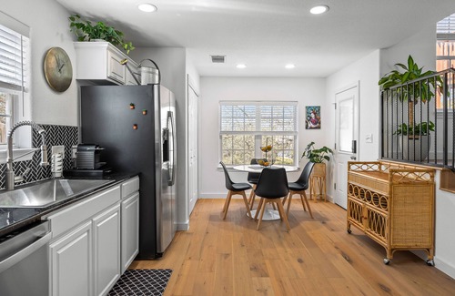 Apache Shores House | Zen Austin Home with a Cozy Tree House