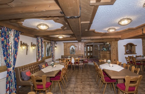 Muehlhausen im Taele Hotel | Zentral an der A8