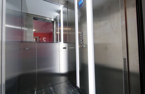 Kernstadt Apartment | Zentral, Modern, Gemütlich mit Balkon & Tiefgaragenstellplatz