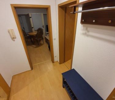 Neustadt Apartment | Zentrale 2 Zimmer EG Wohnung mit Balkon