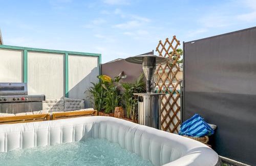 Rathaus Apartment | Zentrale Stgt Ferienwohnung Whirlpool Billard 10 Pers