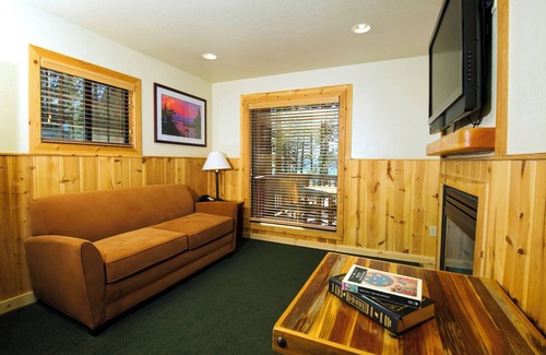 Zephyr Cove Hotel | Zephyr Cove Resort