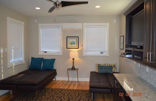 Barton Heights House | Zilker, Downtown Austin view