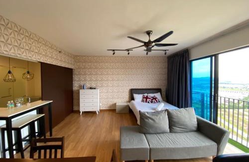Shah Alam Apartment | Zillion Cozy - Trefoil Setia Alam- Next to Setia City Mall & Convention Centre