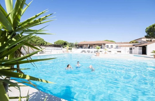 Frejus Apartment | Zimmer 2 PMR Personen