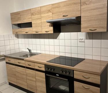 Steele House | Zimmer für Monteure, Handwerker oder Reisende