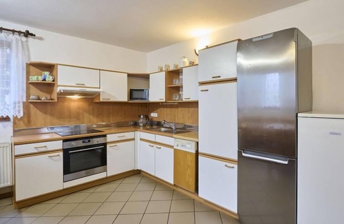 Zlata Olesnice House | Zlatá Olešnice 122 by Interhome
