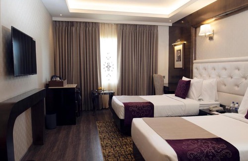 Jammu Hotel | Zone by The Park, Jammu