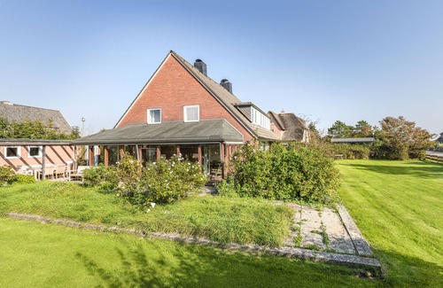 St. Peter-Ording House | Zum Tänzelnden Drachen - Familienfreundliches Ferienhaus in Direkter Strandnähe