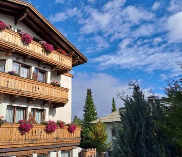Seefeld in Tirol Cabin | Zwei Hirsche