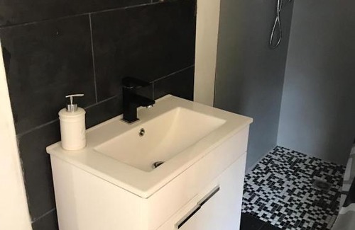 Kaiserslautern House | Zweibettzimmer