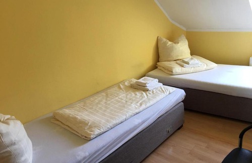 Kaiserslautern House | Zweibettzimmer