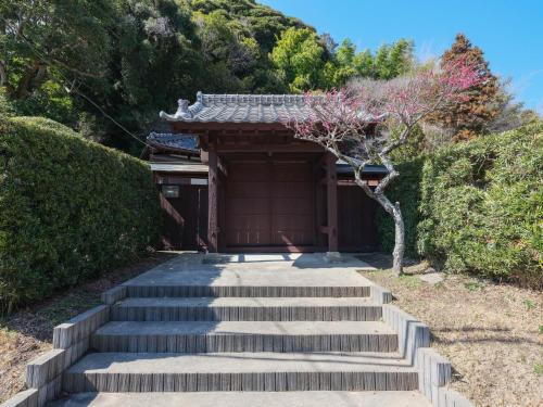 薬医門の宿