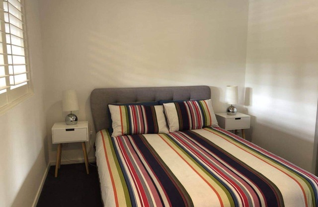 适合家庭/出差朋友的安静舒适整套公寓entire APT for holiday rental