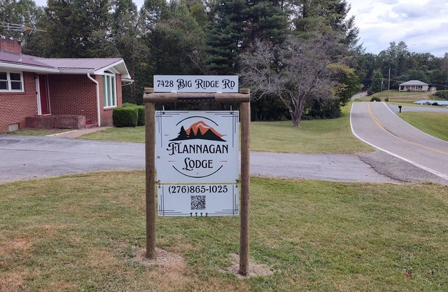 1–3 Private Bedrooms 1 Private Bath Private Quarters & Entrance