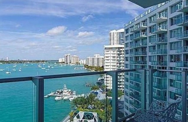 1 Bed 1 Bath Balcony bay view at 1424 Mondrian