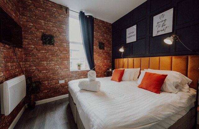 1 Bed, Sleeps 4, Free Parking