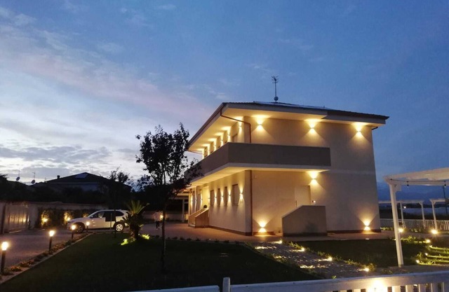 1 Bedroom Apartment in Lake