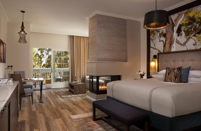 1-Bedroom Suite at a 4⭐️ Hotel