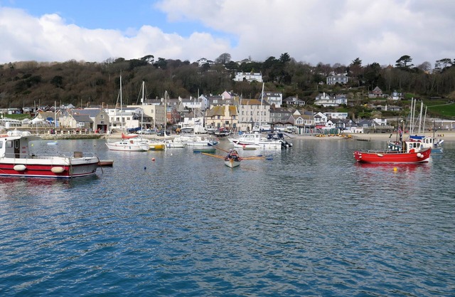 1 Channel View - Apartment Overlooking Famous Lyme Cobb Harbour