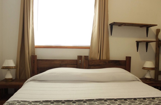 1. Valparaluz B&b. 4 People, Private Bathroom