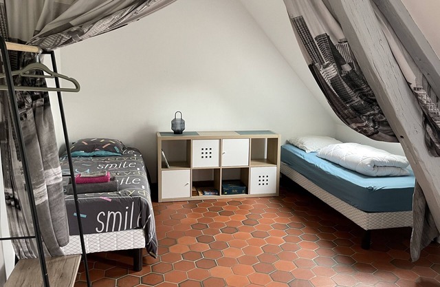 10 minutes from Moret sur Loing, gite surrounded by nature