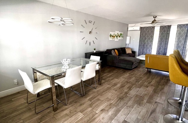 10 minutes to the beach, newly remodeled luxe modern condo unit