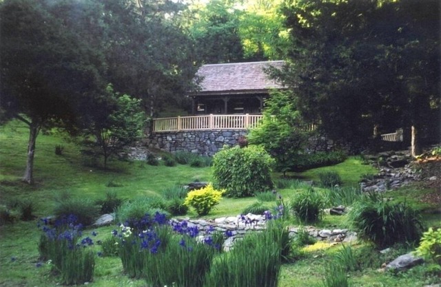 100 Acres-Wildlife Galore! Convenient to Nashville & Opryland