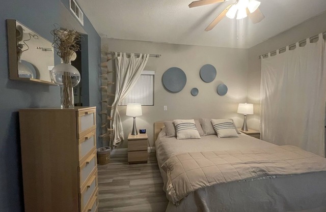 104 Newly Remodeled Super Clean Condominium - Minutes from the Strip