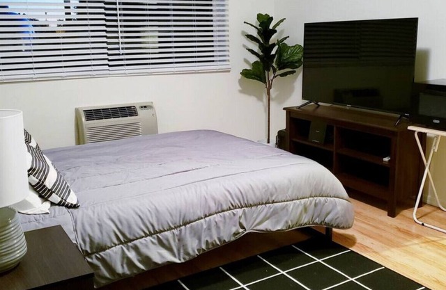 1339 E 8th St Studio · Fun Studio Guest House Near UofA in Tucson!