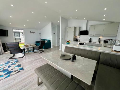 15 Golden Bay Holiday Village - Coastal Retreat with Breathtaking Views