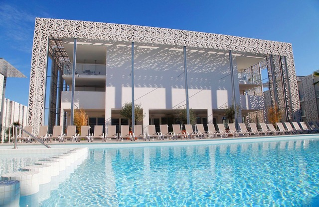 150m de la Plage! Piscine Saisonnière + Sauna