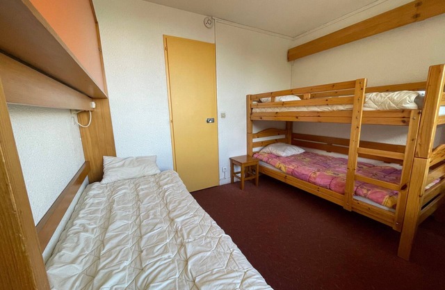 18 m² studio with balcony, pets allowed
