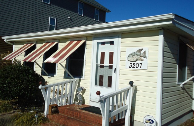 1950's NAGS HEAD BEACH COTTAGE , IN EXCELLENT CONDITION840 sq ft 3 occp max