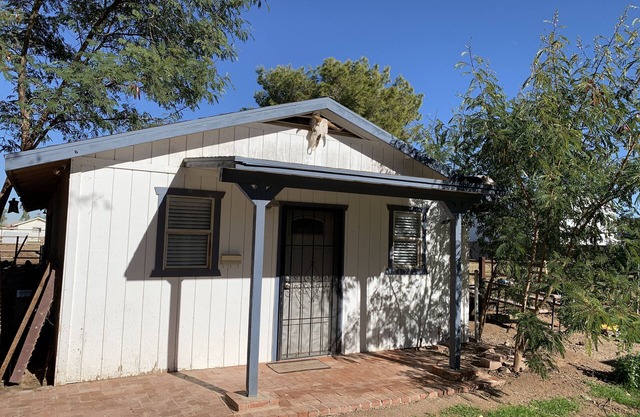 1BR/1BA Cottage Near San Tan Mall