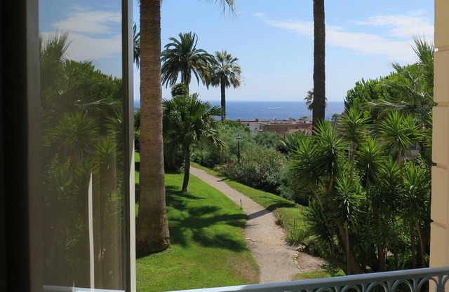 1st Floor Apartment With Beautiful Sea View in Magnificent Character Building