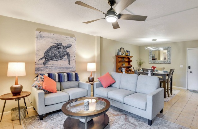 1st-Floor Condo in New Smyrna Beach w/Pool Access