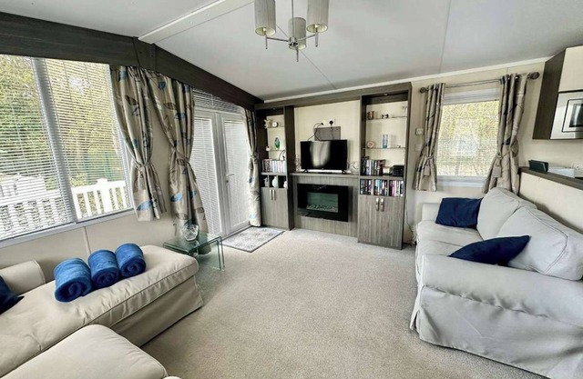 2-Bed Ringwood Cabin - incl Park Pass, SelfCheckin