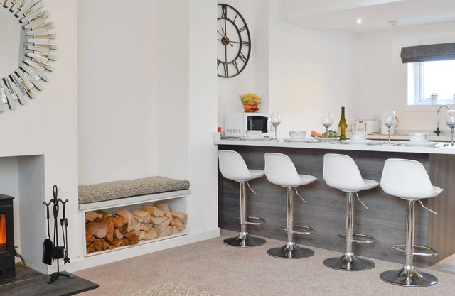 2 bedroom accommodation in Gatehouse of Fleet