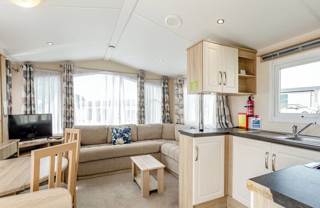 2 bedroom accommodation in Nr St Austell