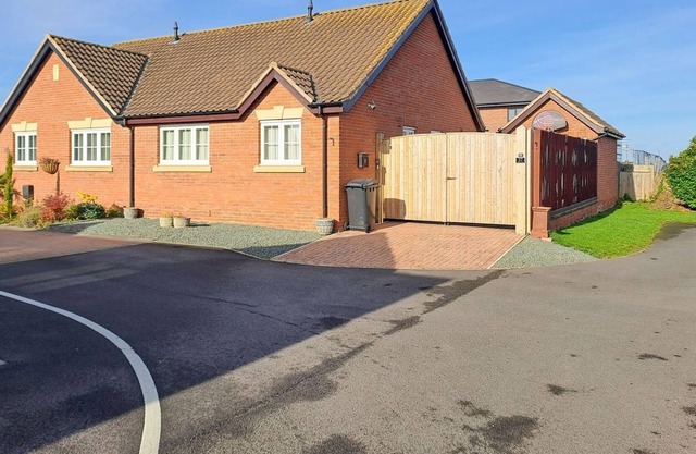2 bedroom accommodation in Mablethorpe